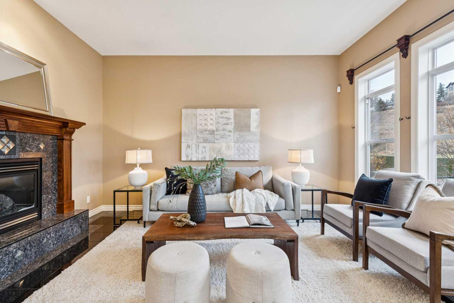 54 Discovery Ridge Gardens SW