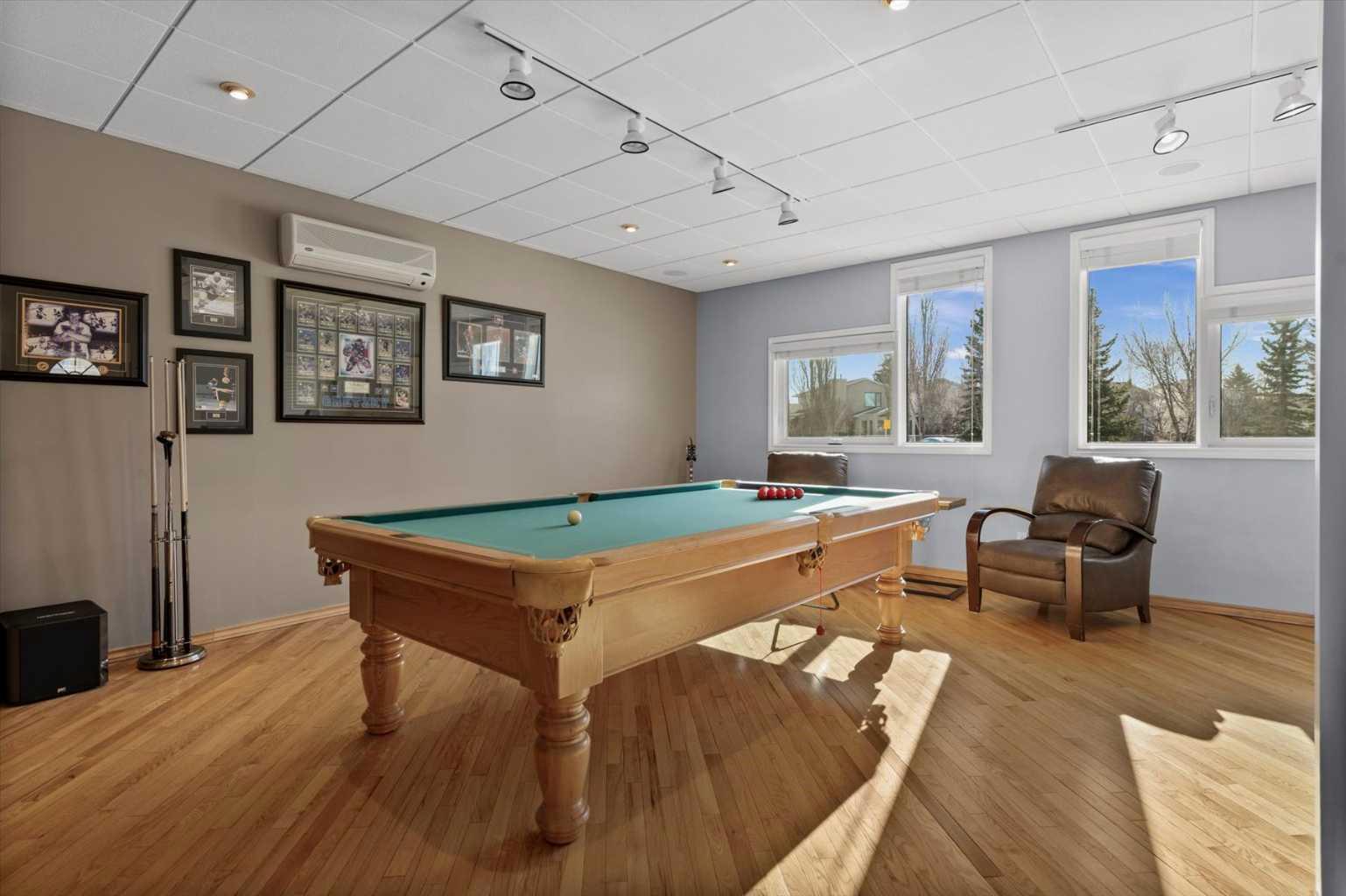 31 River Rock Manor SE