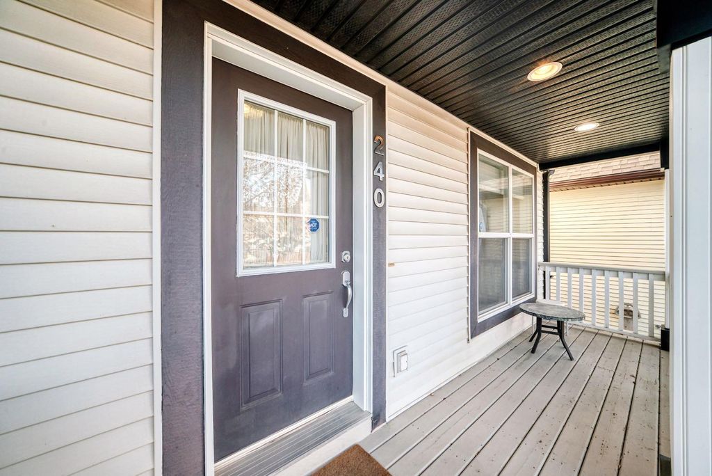 Photo of 240 Prestwick Way SE, Calgary, AB T2Z 2Z5 (MLS # A2293982)