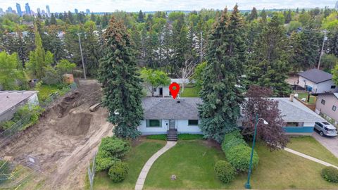 Photo of 2115 Halifax Crescent NW, Calgary, AB T2M 4C8 (MLS # A2319603)