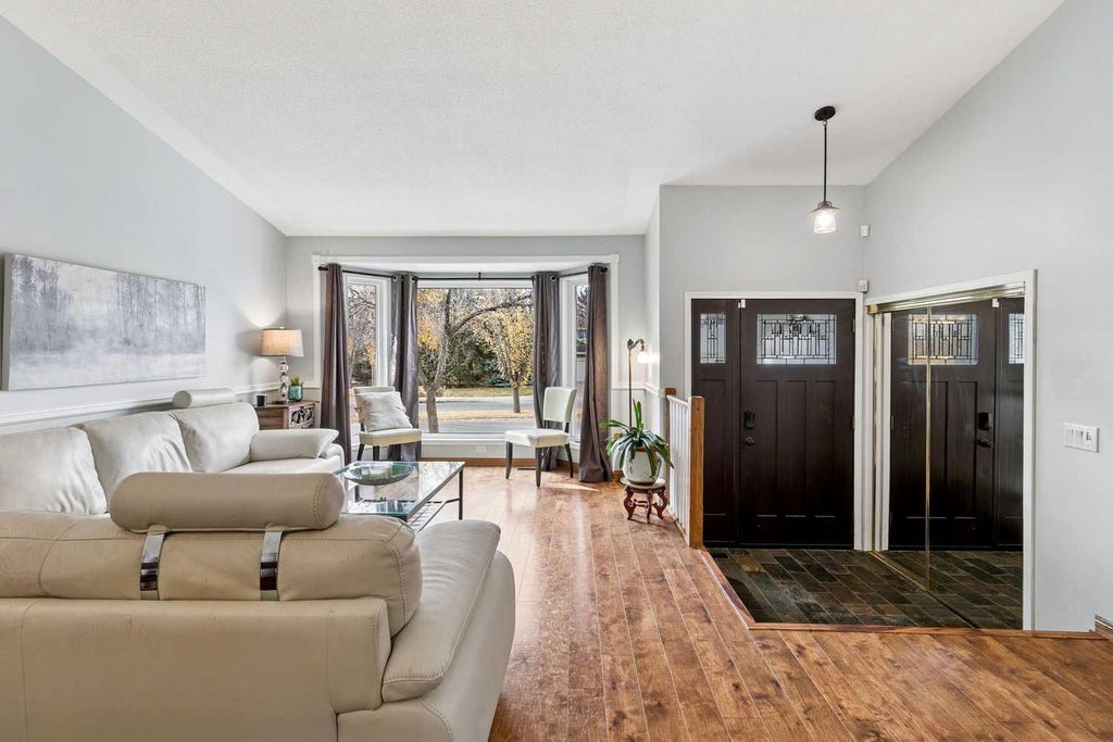 Photo of 66 Mountain Park Circle SE, Calgary, AB T2Z 1N7 (MLS # A2349625)