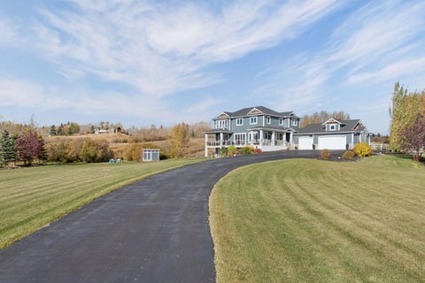 Photo of 31050 Woodland View, Rural Rocky View County, AB T3R 1G3 (MLS # A2351125)