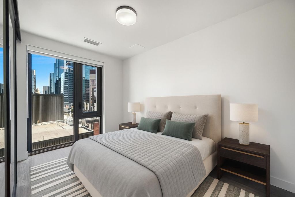 Photo of 730 2 Avenue SW #704, Calgary, AB T2P 1R8 (MLS # A2286077)