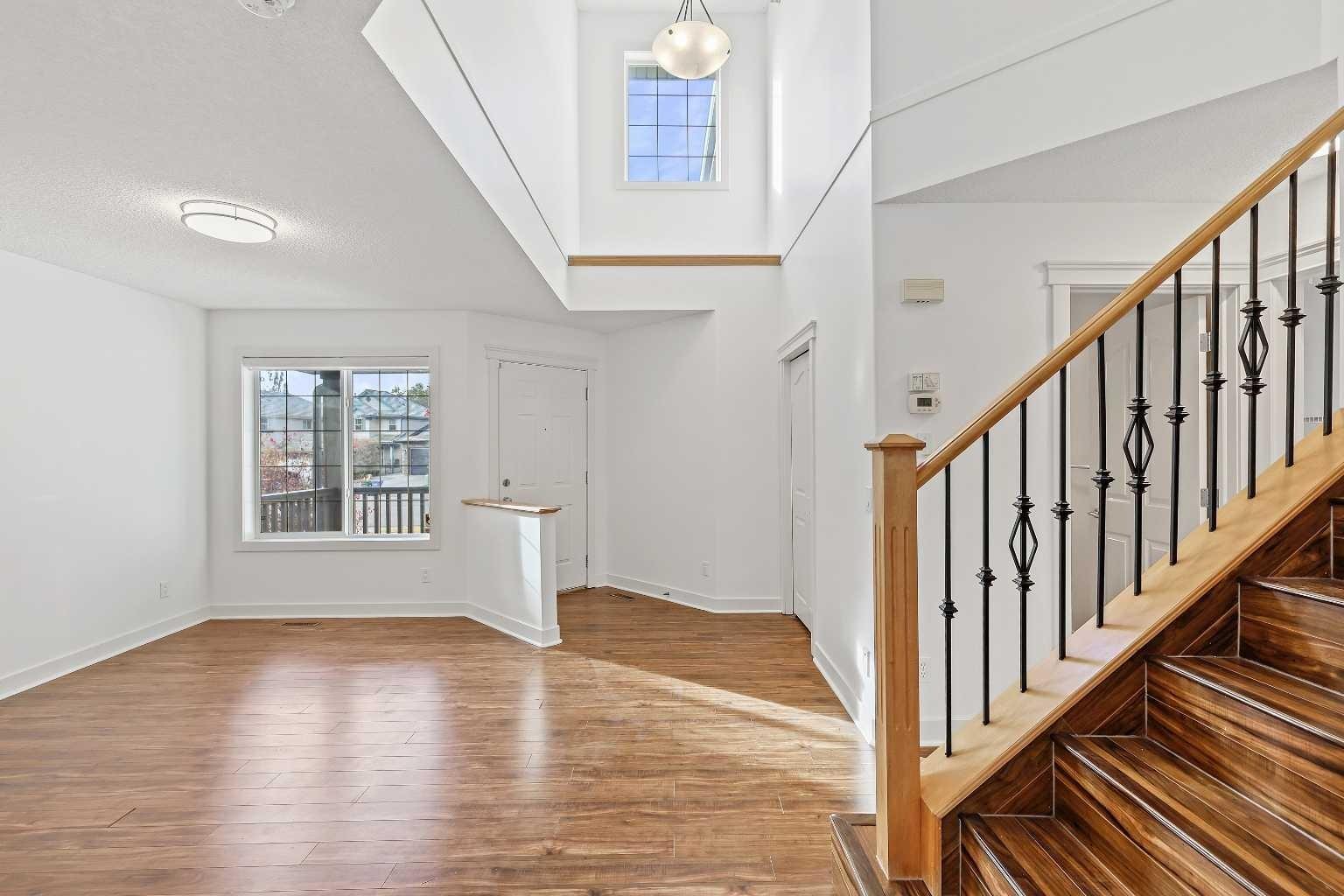 7936 Springbank Boulevard SW