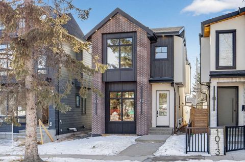 Photo of 1011 18 Avenue NW, Calgary, AB T2M 0V8 (MLS # A2293001)