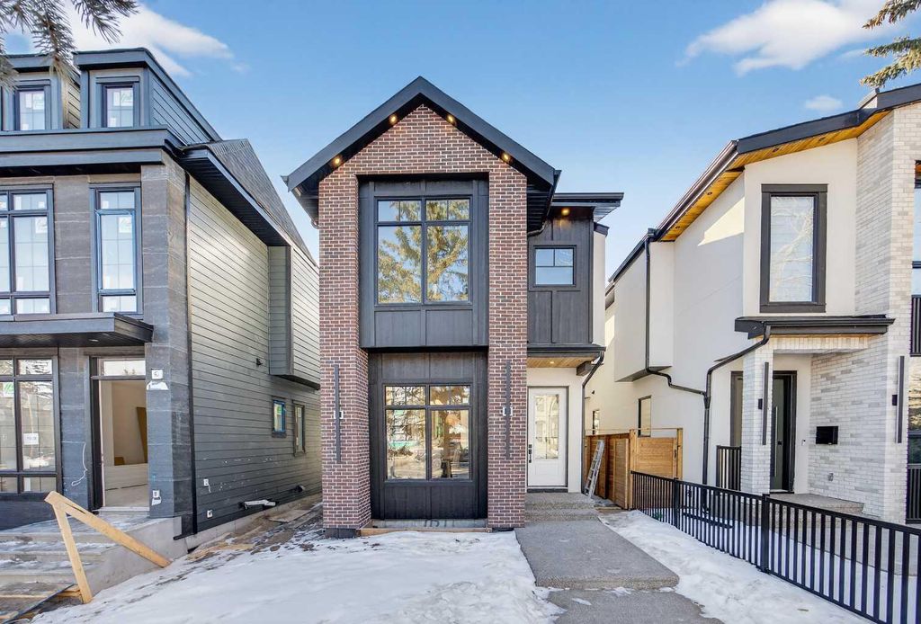 Photo of 1011 18 Avenue NW, Calgary, AB T2M 0V8 (MLS # A2293001)