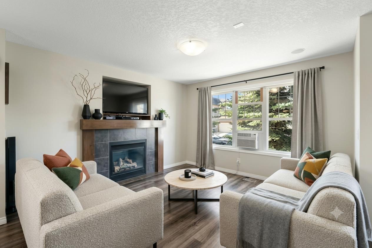 70 Walden Manor SE