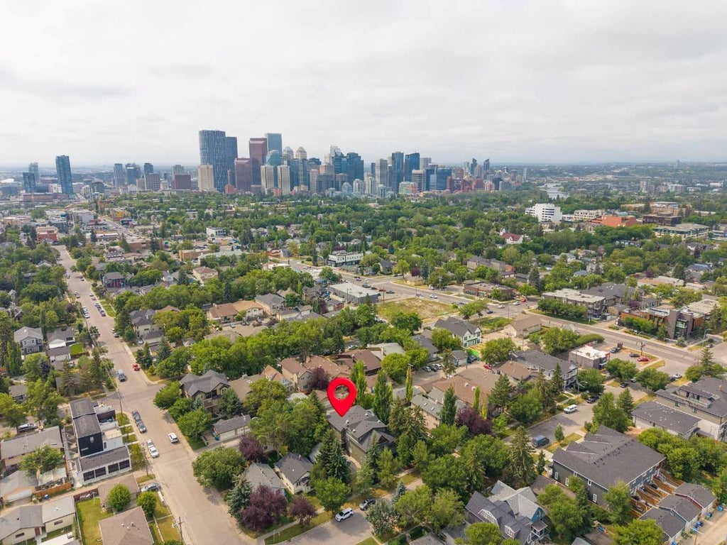 Photo of 435 13 Avenue NE #2, Calgary, AB T2E 1C3 (MLS # A2349271)