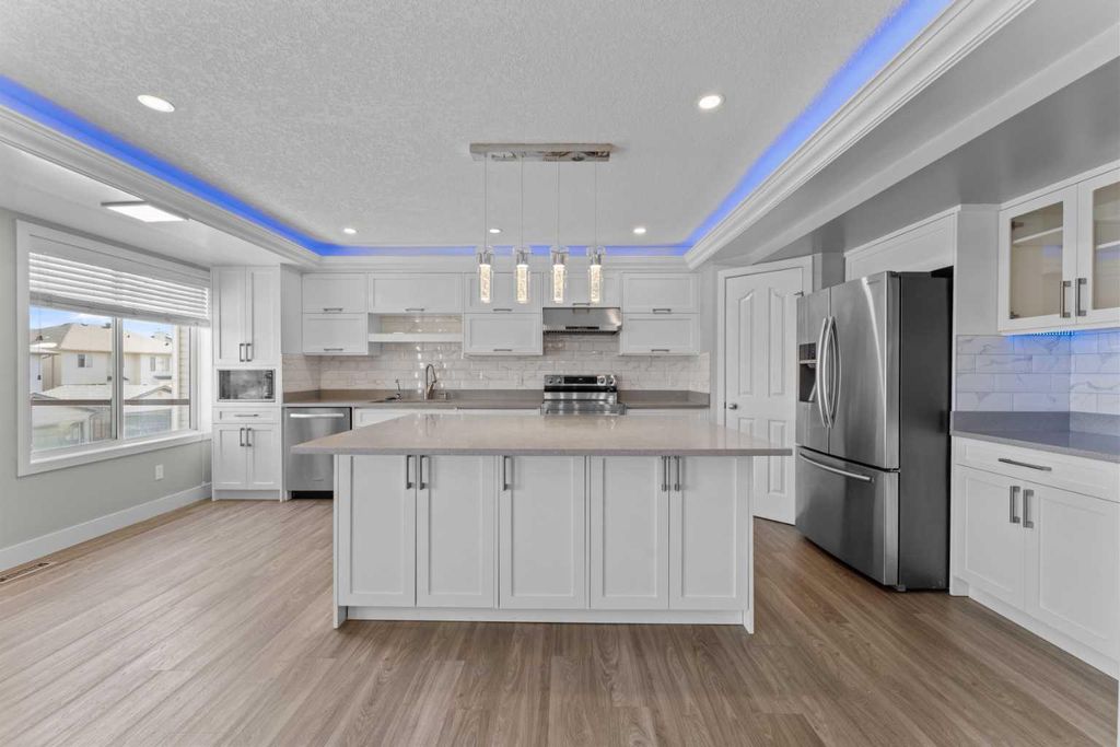 Photo of 28 Panamount Lane NW, Calgary, AB T3K 5Y3 (MLS # A2301242)