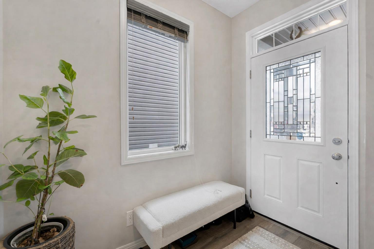 92 Legacy Glen Street SE