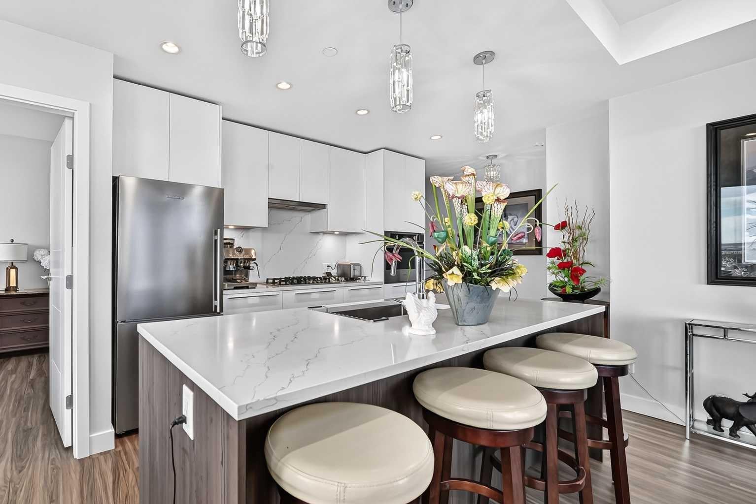 530 3 Street SE 3102
