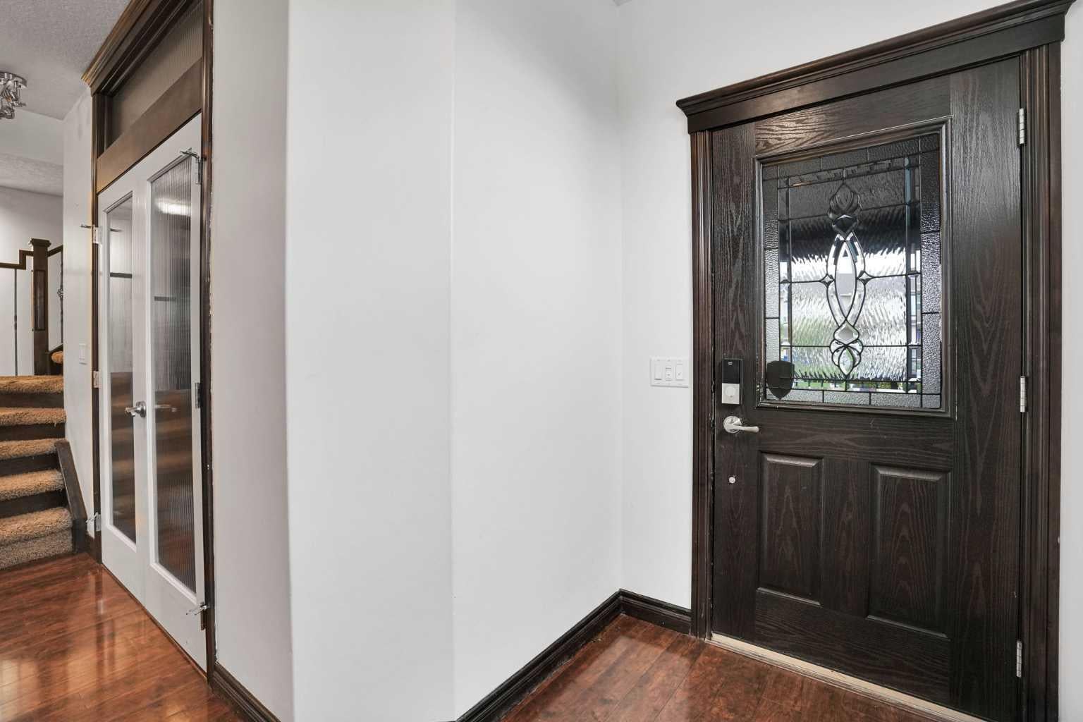250 Kingsbury View SE