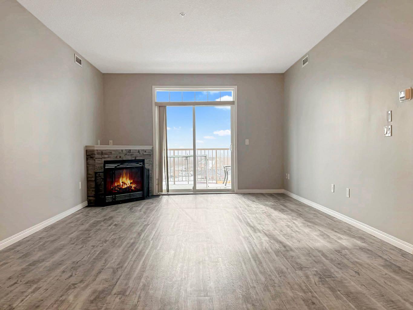 160 Moberly Road 201