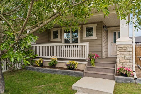 Photo of 218 Kingsbridge Road SE, Airdrie, AB T4A 0M4 (MLS # A2323317)