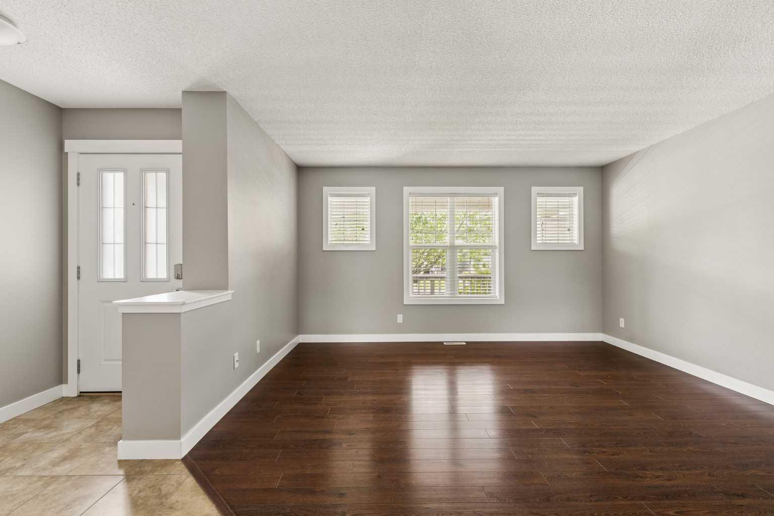 218 Kingsbridge Road SE