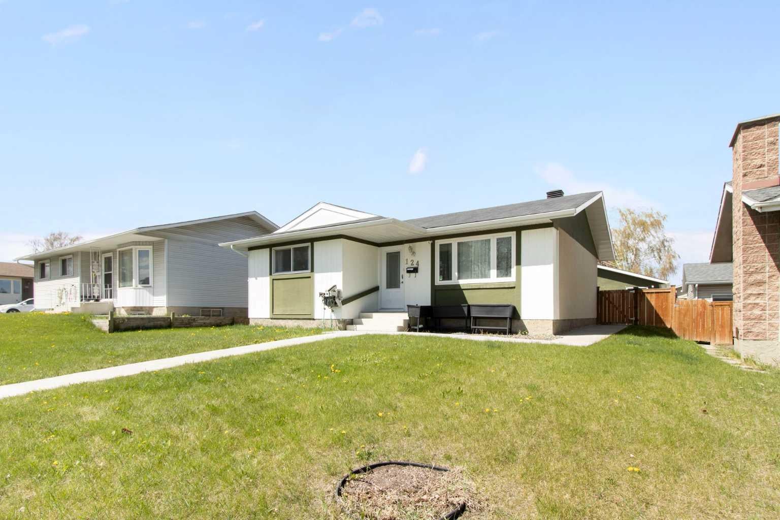 124 Maitland Drive NE