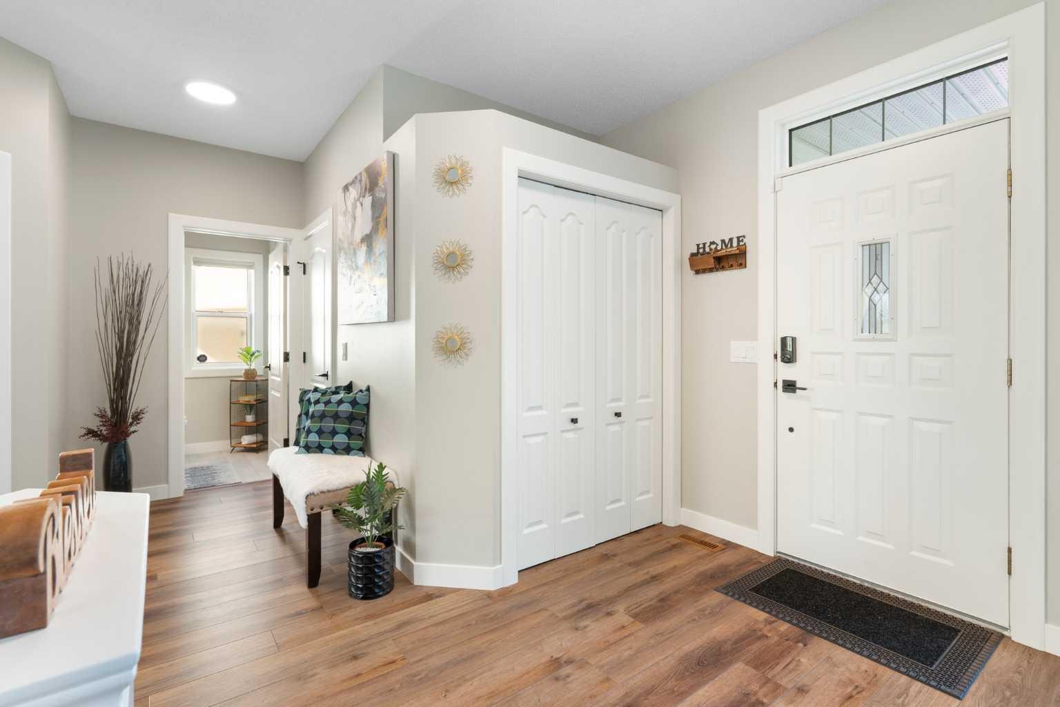 335 Sierra Madre Court SW