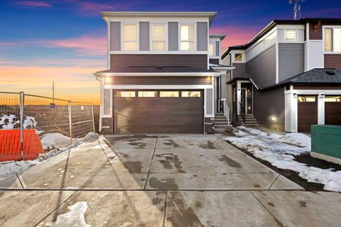 Photo of 191 Homestead Common NE, Calgary, AB T3J 5V7 (MLS # A2298685)