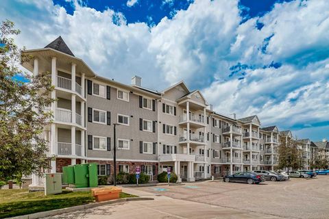 31 Country Village Manor NE 4102 Calgary AB T3K 0T3