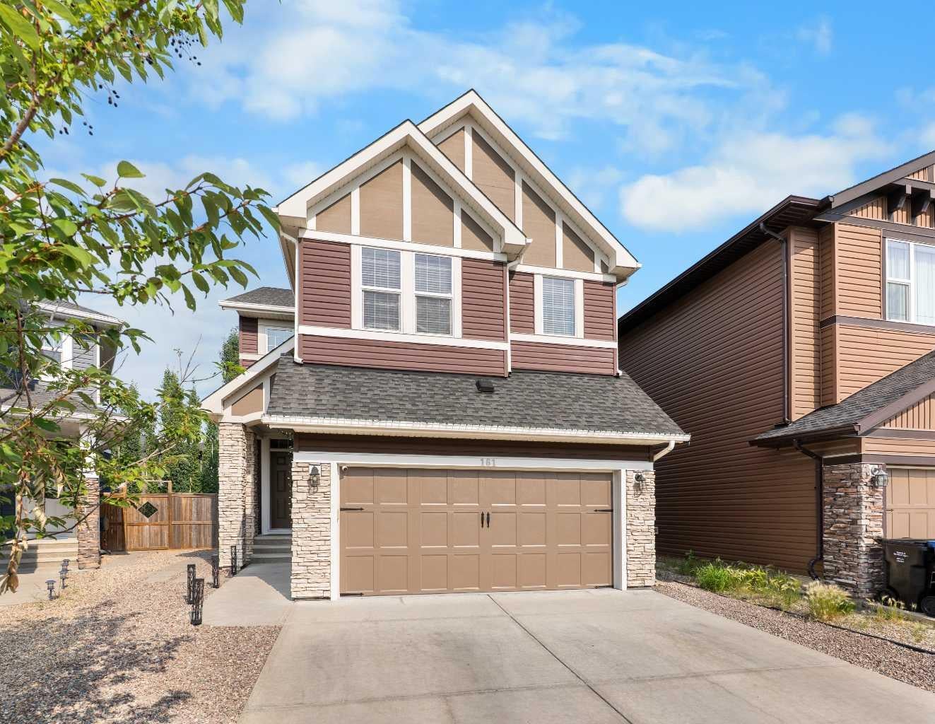 161 Cougar Ridge Close SW