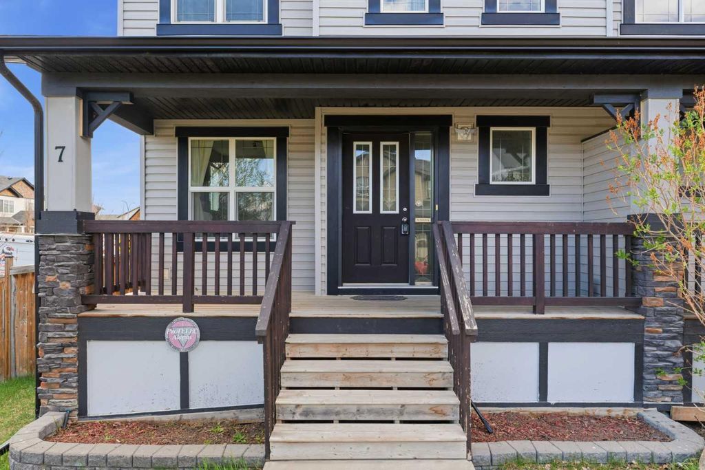 Photo of 7 Skyview Ranch Lane NE, Calgary, AB T3N 0L9 (MLS # A2310736)