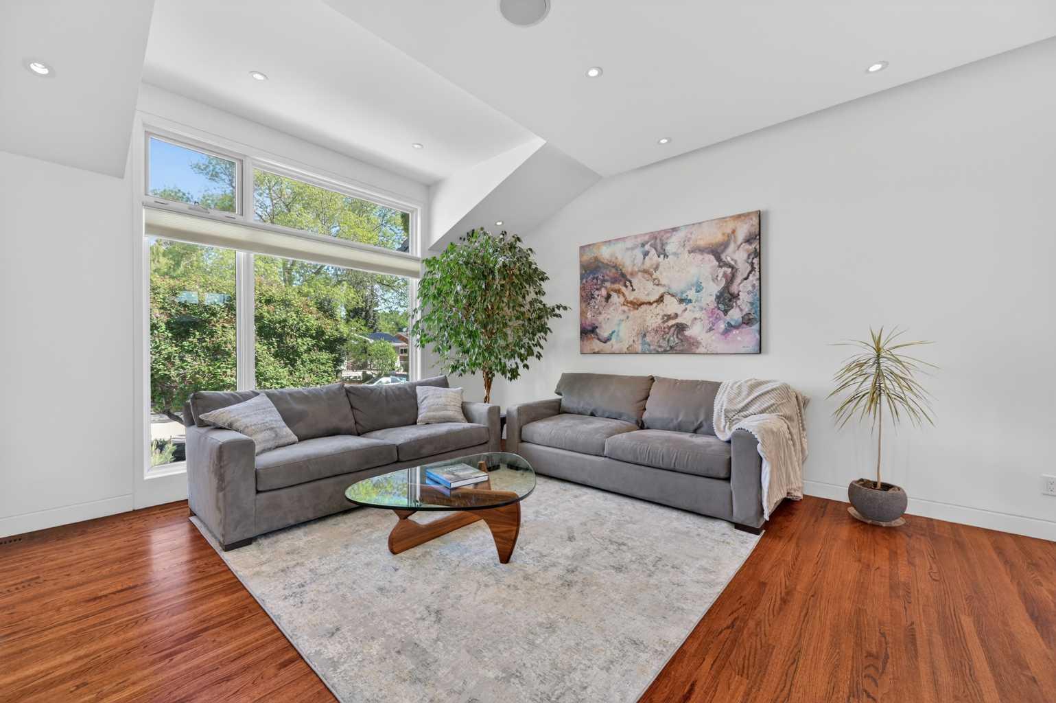 5119 Vallance Crescent NW