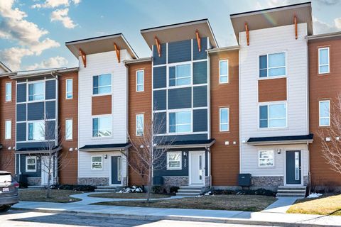 Photo of 320 Harvest Hills Way NE, Calgary, AB T3K 2P3 (MLS # A2305843)