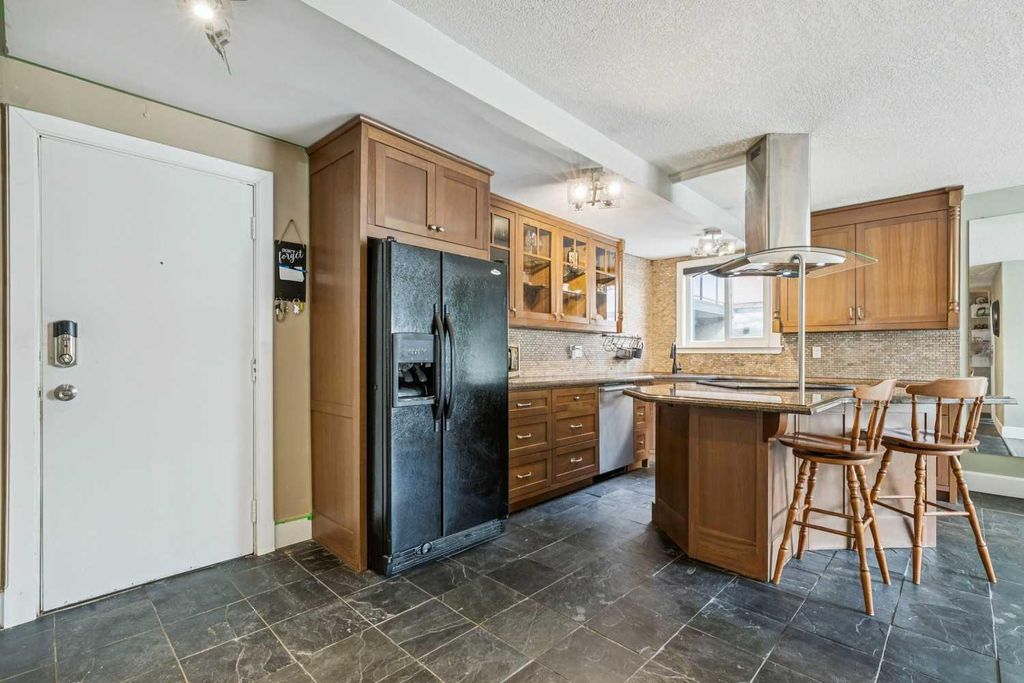 Photo of 1915 26 Street SW #103, Calgary, AB T3E 2A2 (MLS # A2299863)