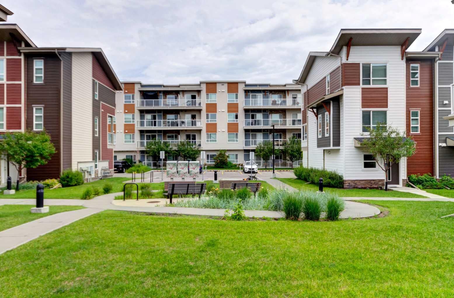 370 Harvest Hills Common NE 307