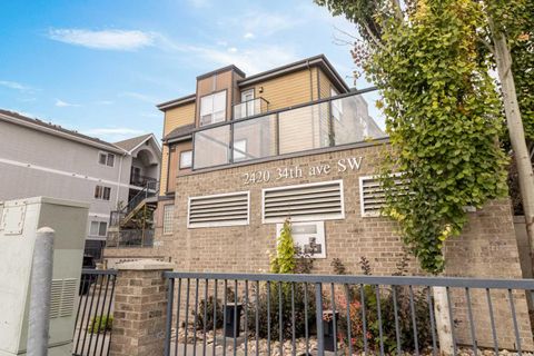 Photo of 2420 34 Avenue SW #103, Calgary, AB T2T 2C8 (MLS # A2254081) Photo of 2420 34 Avenue SW #103, Calgary, AB T2T 2C8 (MLS # A2254081)