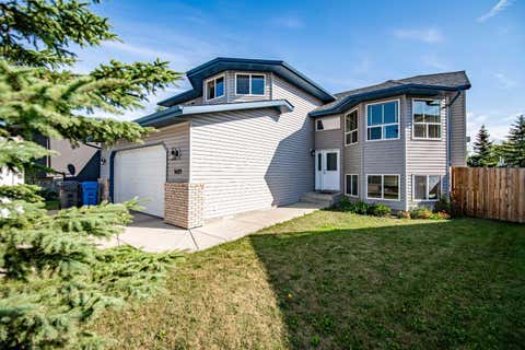 Photo of 5427 52A Street, Eckville, AB T0M 0M0 (MLS # A2340136)