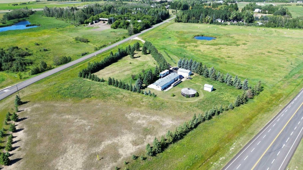 Photo of 41113 Range Road 263, Rural Lacombe County, AB T4L 0A1 (MLS # A2327060)
