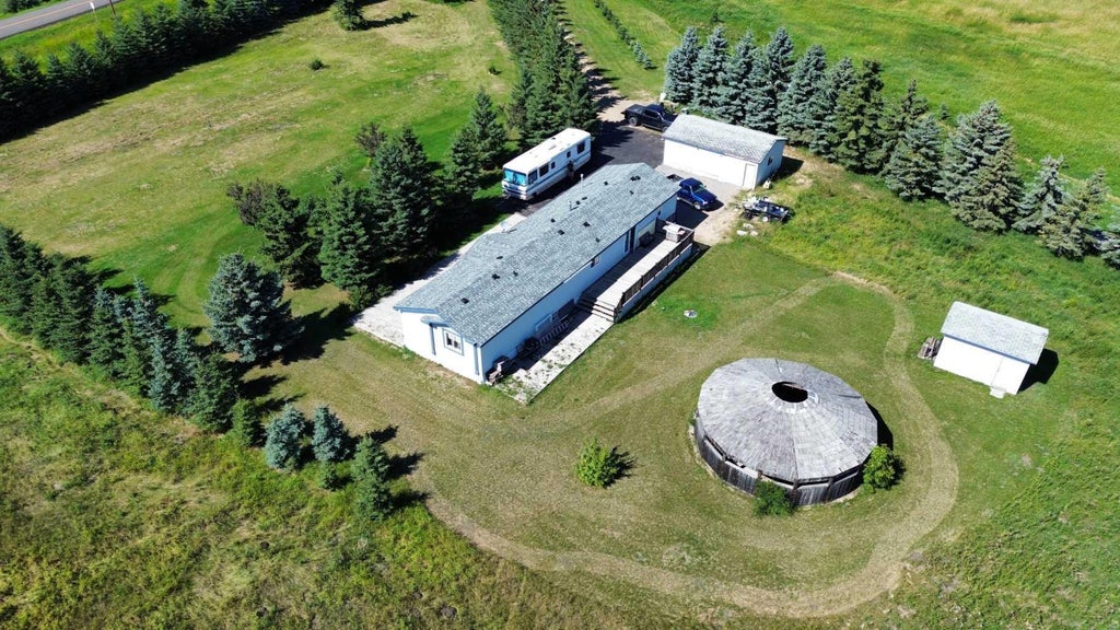 Photo of 41113 Range Road 263, Rural Lacombe County, AB T4L 0A1 (MLS # A2327060)