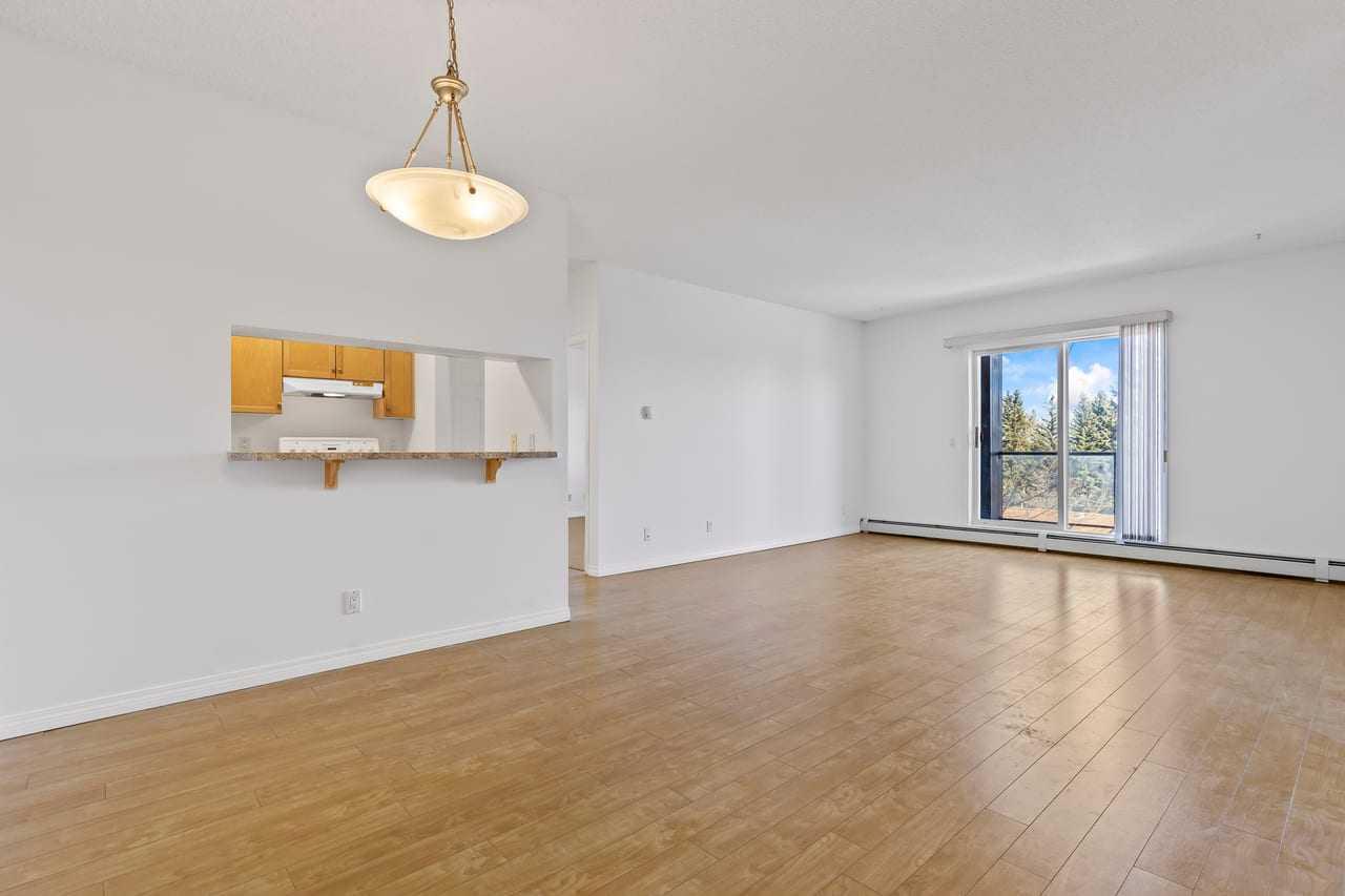 2022 Canyon Meadows Drive SE 304