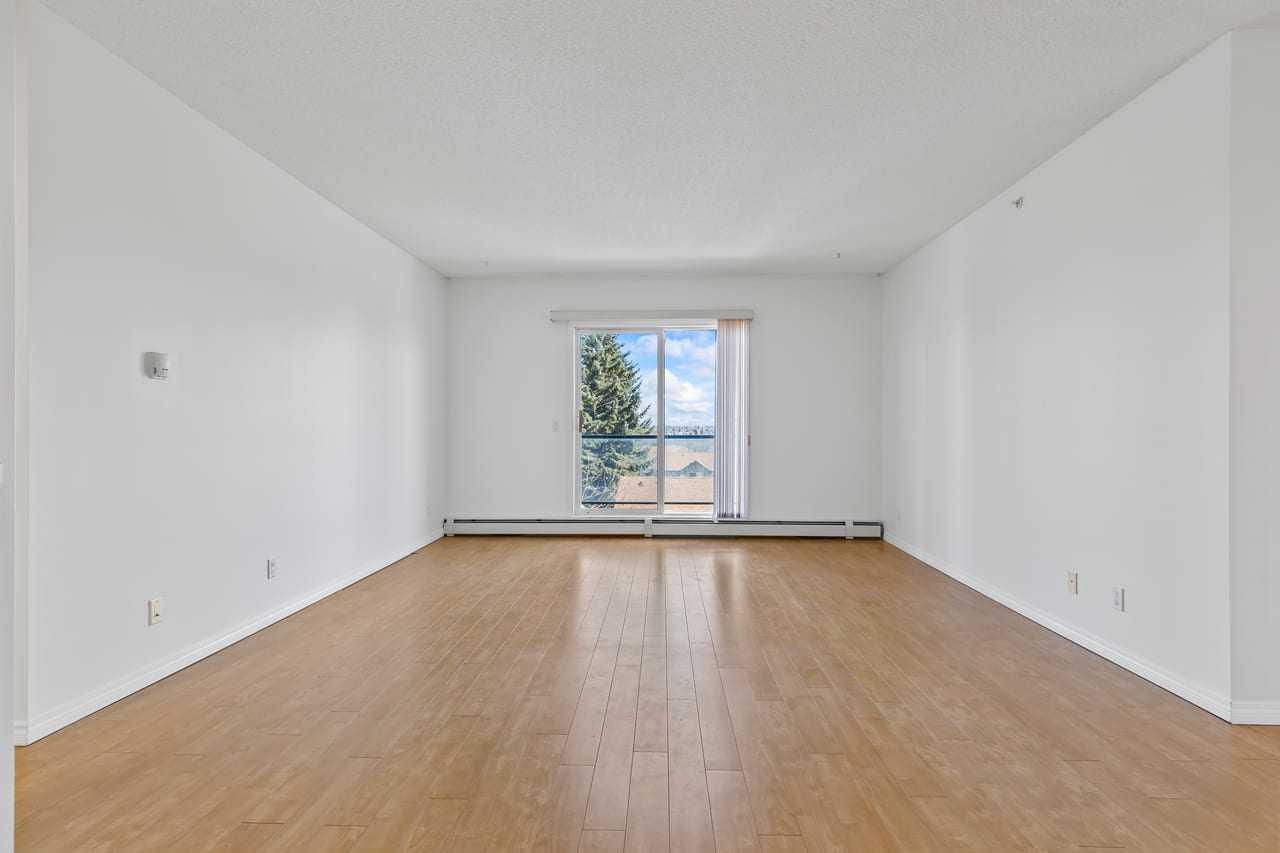 2022 Canyon Meadows Drive SE 304