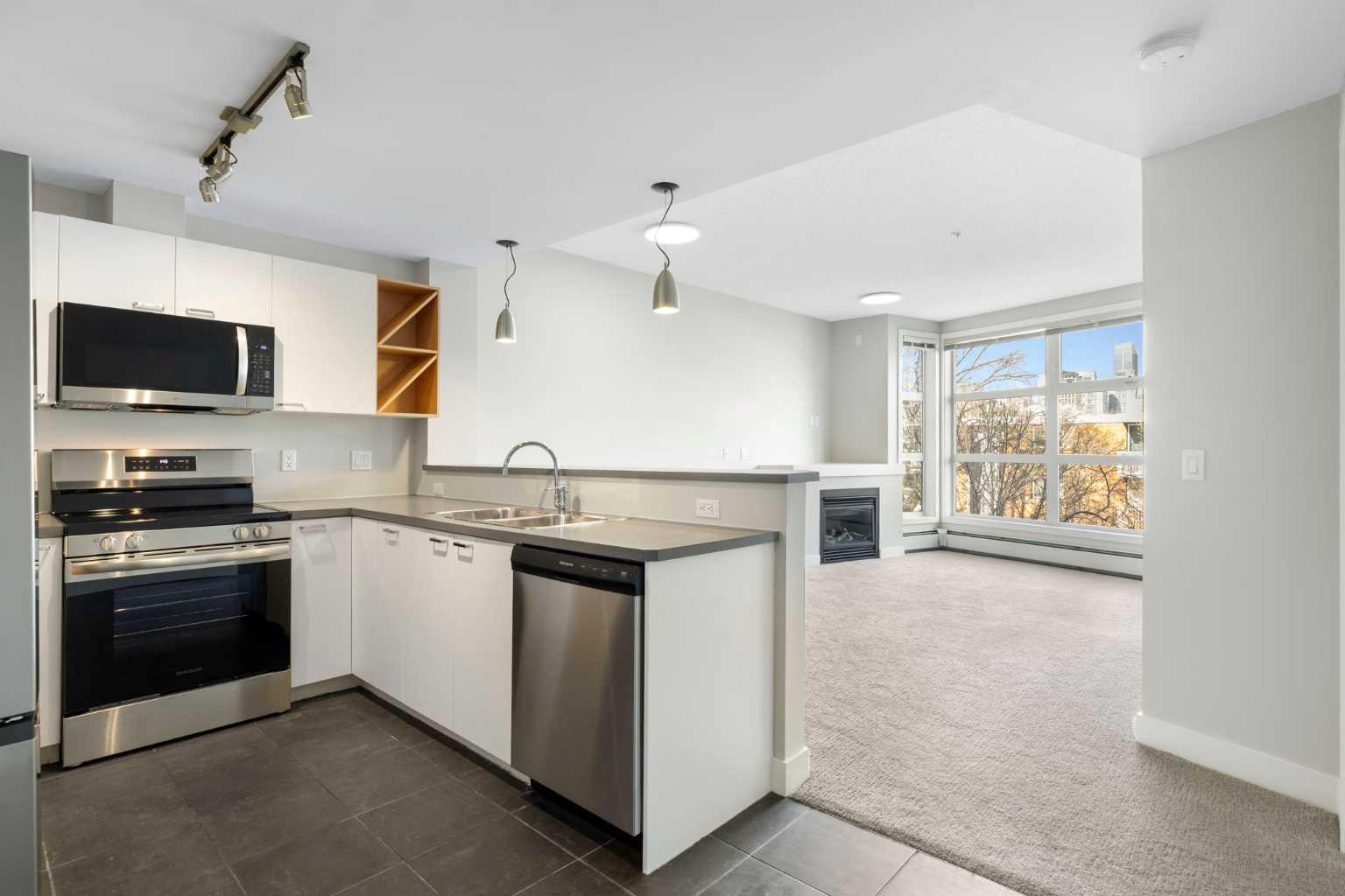 315 24 Avenue SW 310