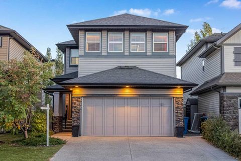 262 Hillcrest Circle SW Airdrie AB T4B 0Y7