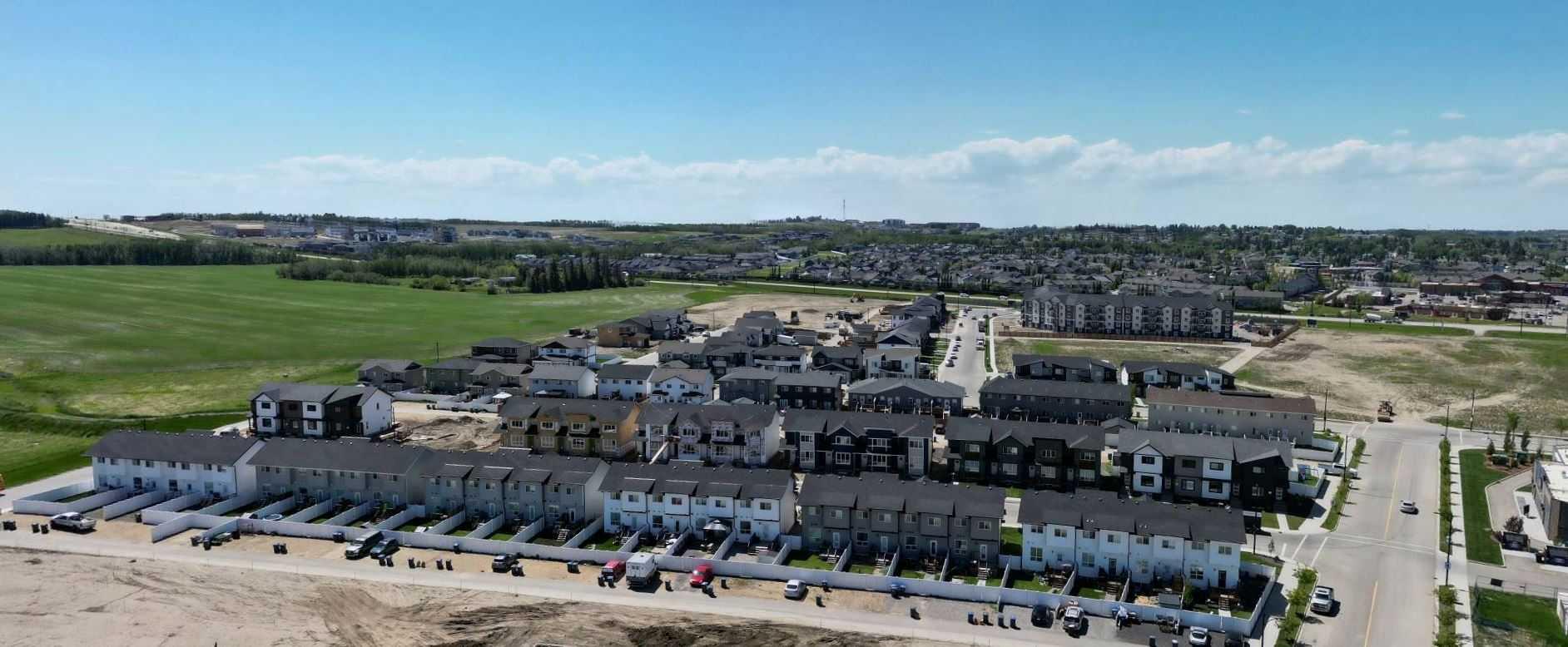 10 Iron Gate Boulevard