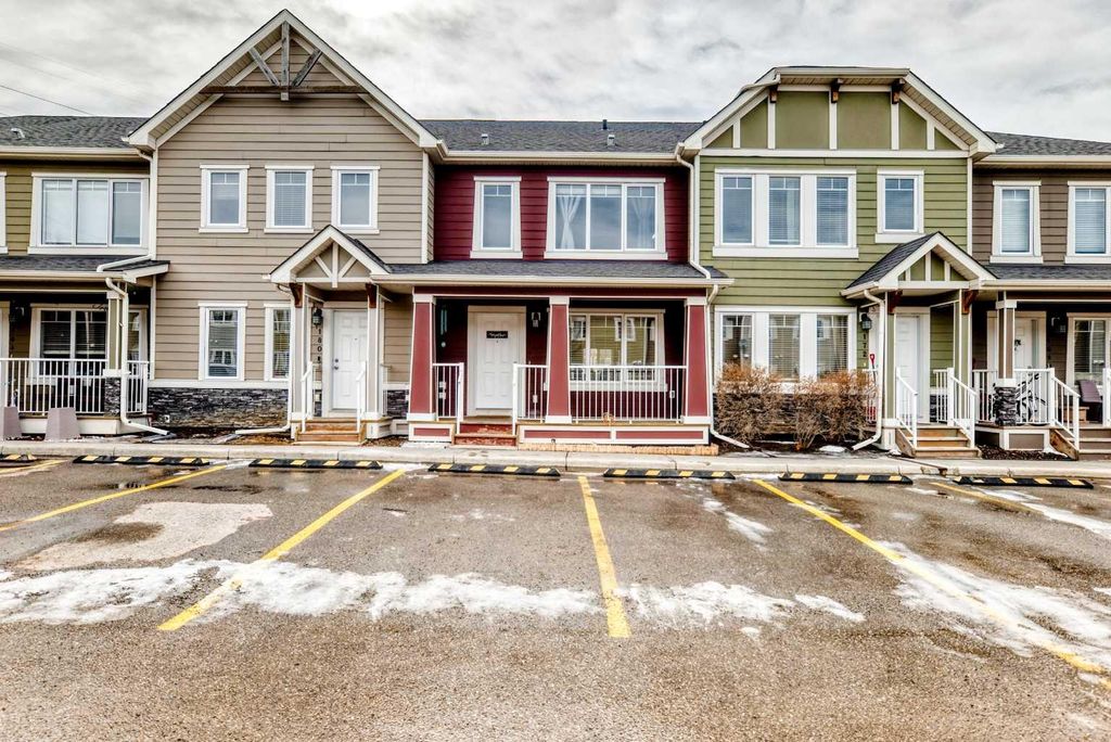 Photo of 176 Cascades Passage, Chestermere, AB T1X 0K8 (MLS # A2294337)