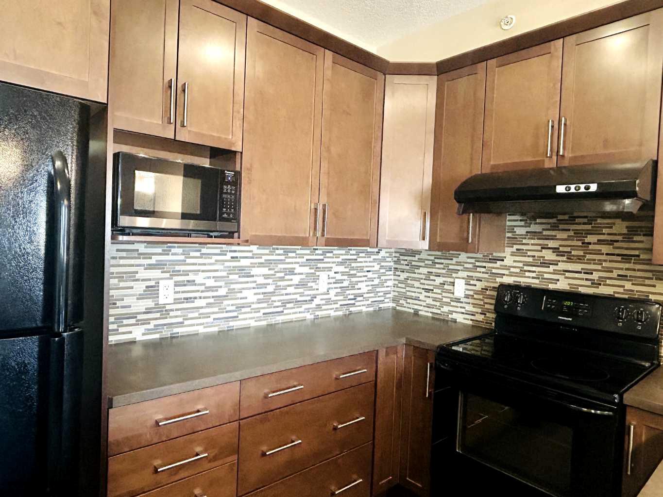 175 Panatella Hill NW 2418