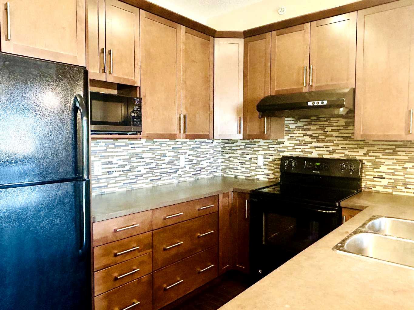 175 Panatella Hill NW 2418