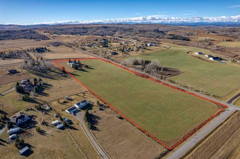 154098 183 Avenue W Rural Foothills County AB T1S 2S5