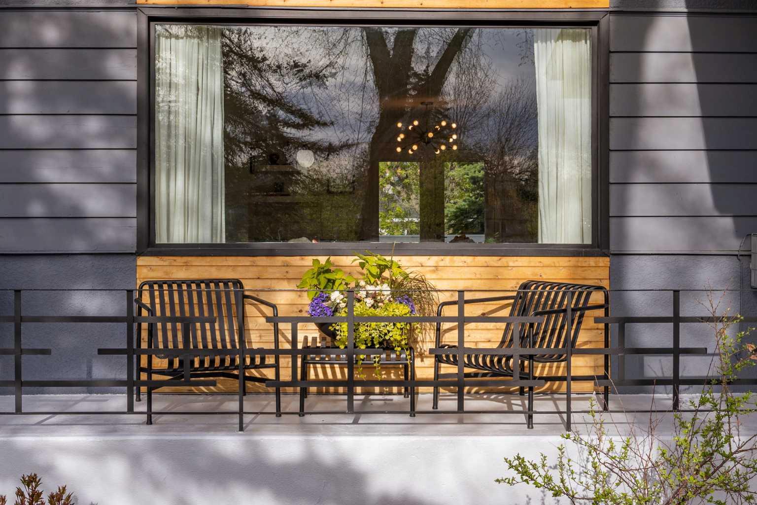 32 Westminster Drive SW