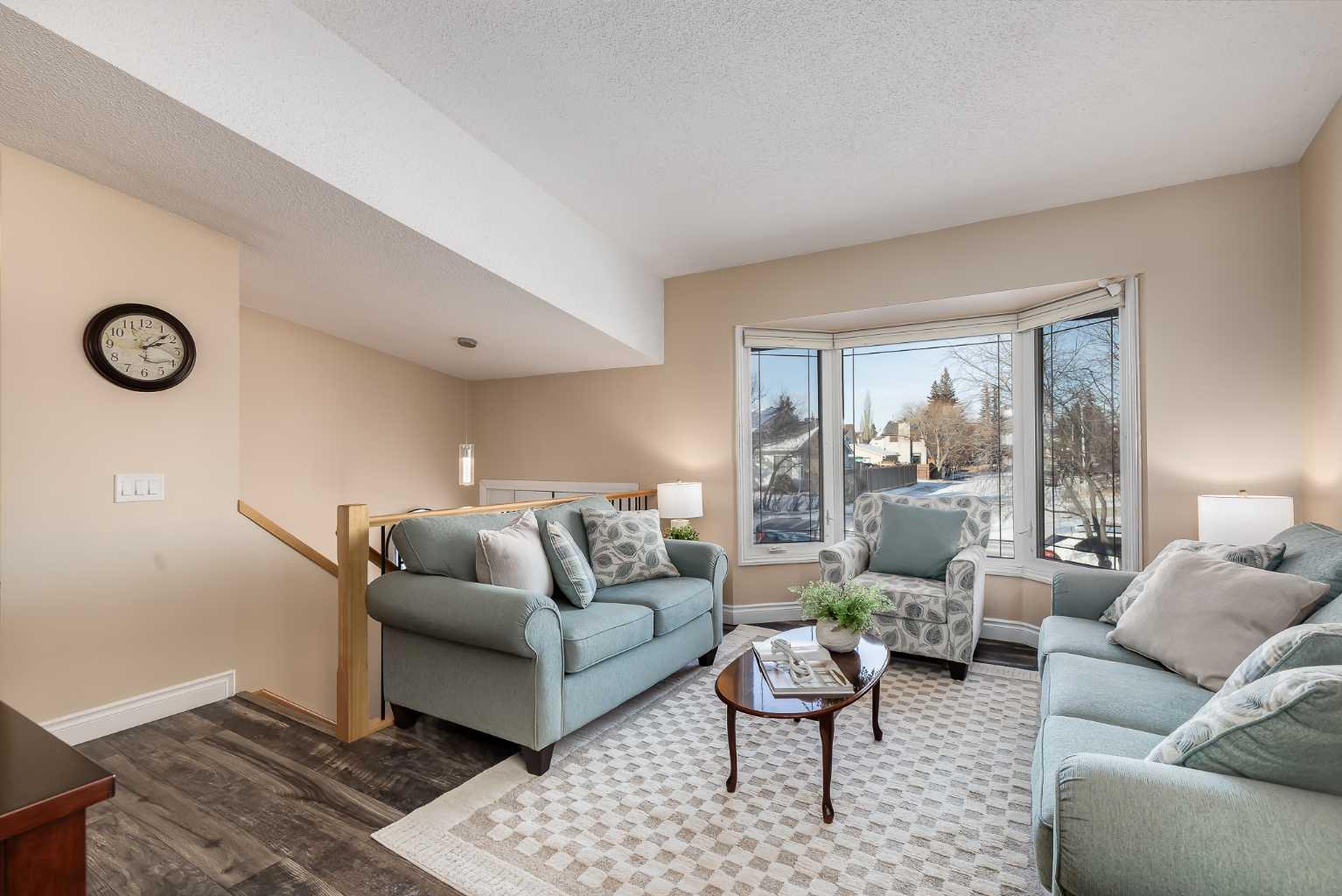 1205 Meadowbrook Drive SE