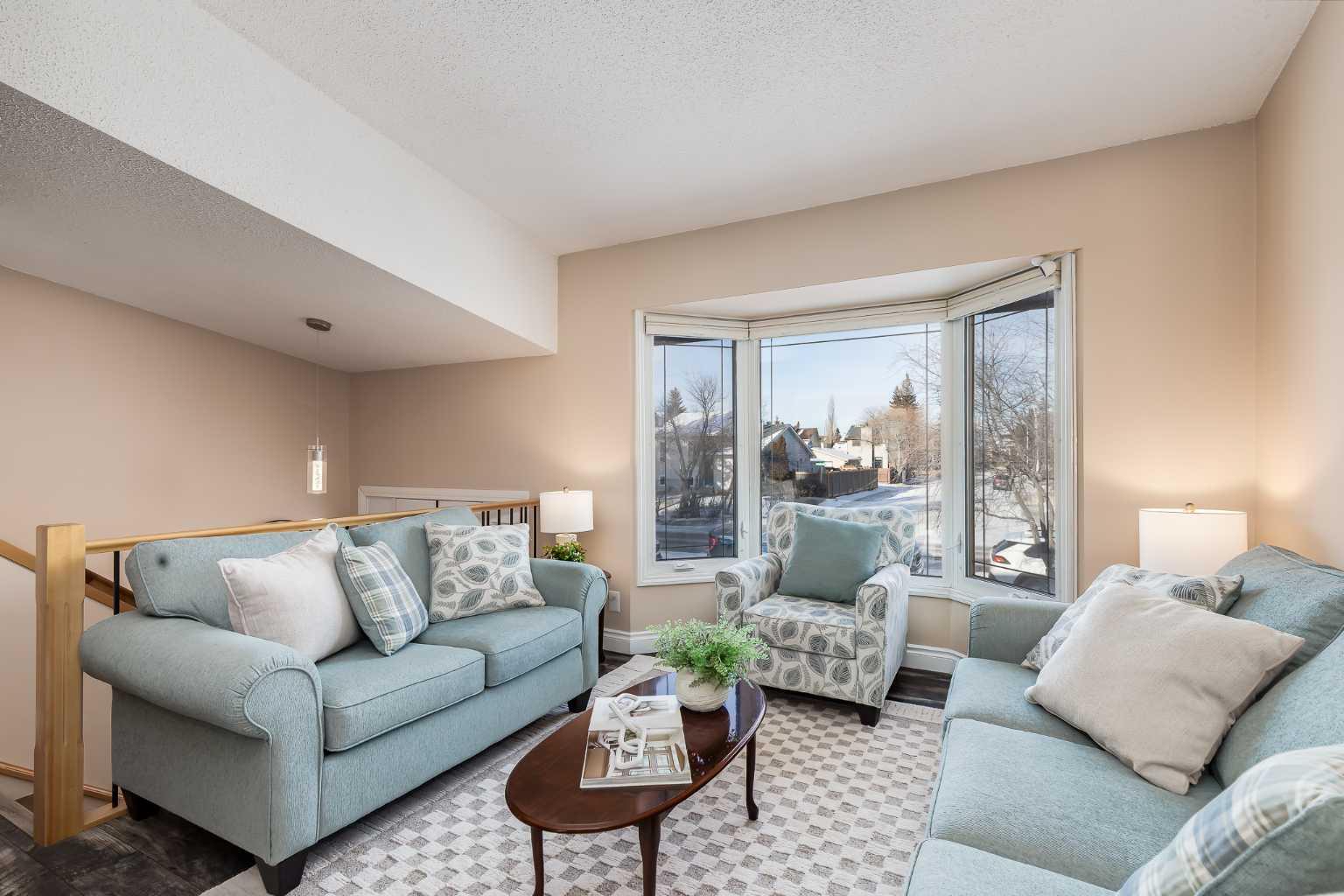 1205 Meadowbrook Drive SE