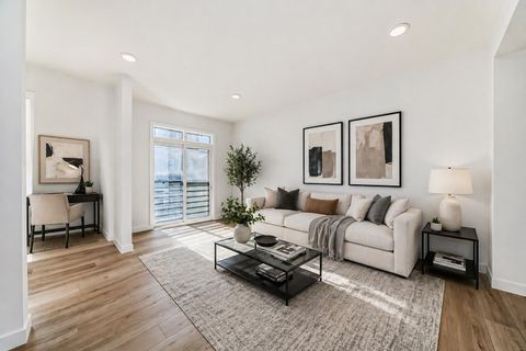 Photo of 30 Rochester View NW #904, Calgary, AB T3L 0M8 (MLS # A2306374)