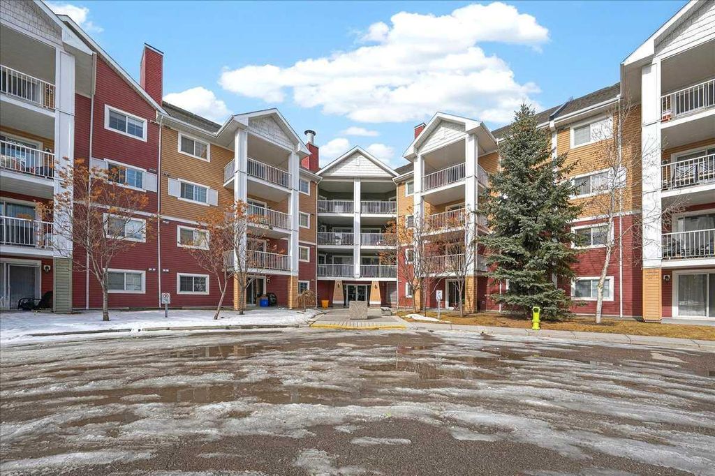 Photo of 10 Prestwick Bay SE #4206, Calgary, AB T2Z 0B5 (MLS # A2291732)