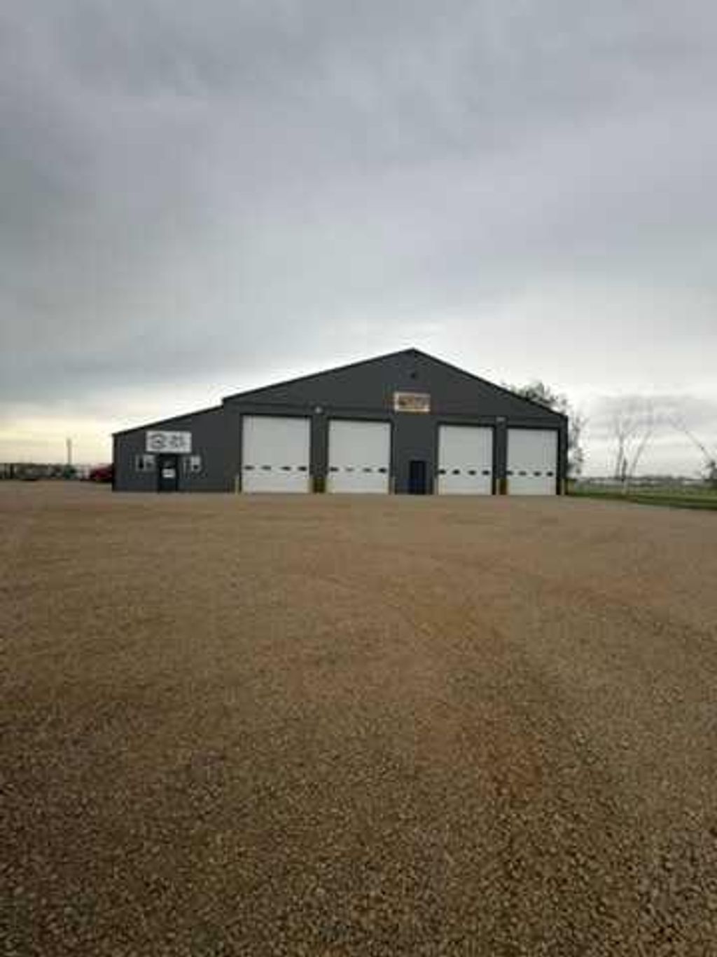 Photo of 191057 RR150, Rural Newell, County of, AB T1R 1B4 (MLS # A2310640)