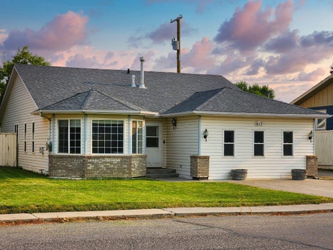 Photo of 613 26 th Street, Fort Macleod, AB T0L 0Z0 (MLS # A2342455)