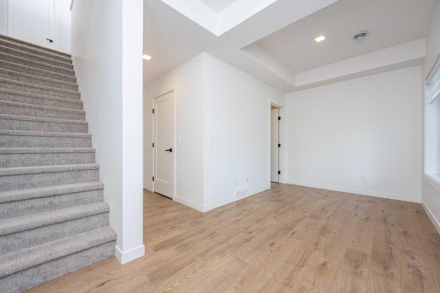 408 Greenbriar Common NW